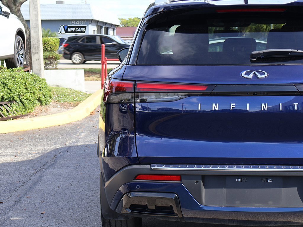 Used 2023 INFINITI QX60 Luxe w/ Cargo Package image 18