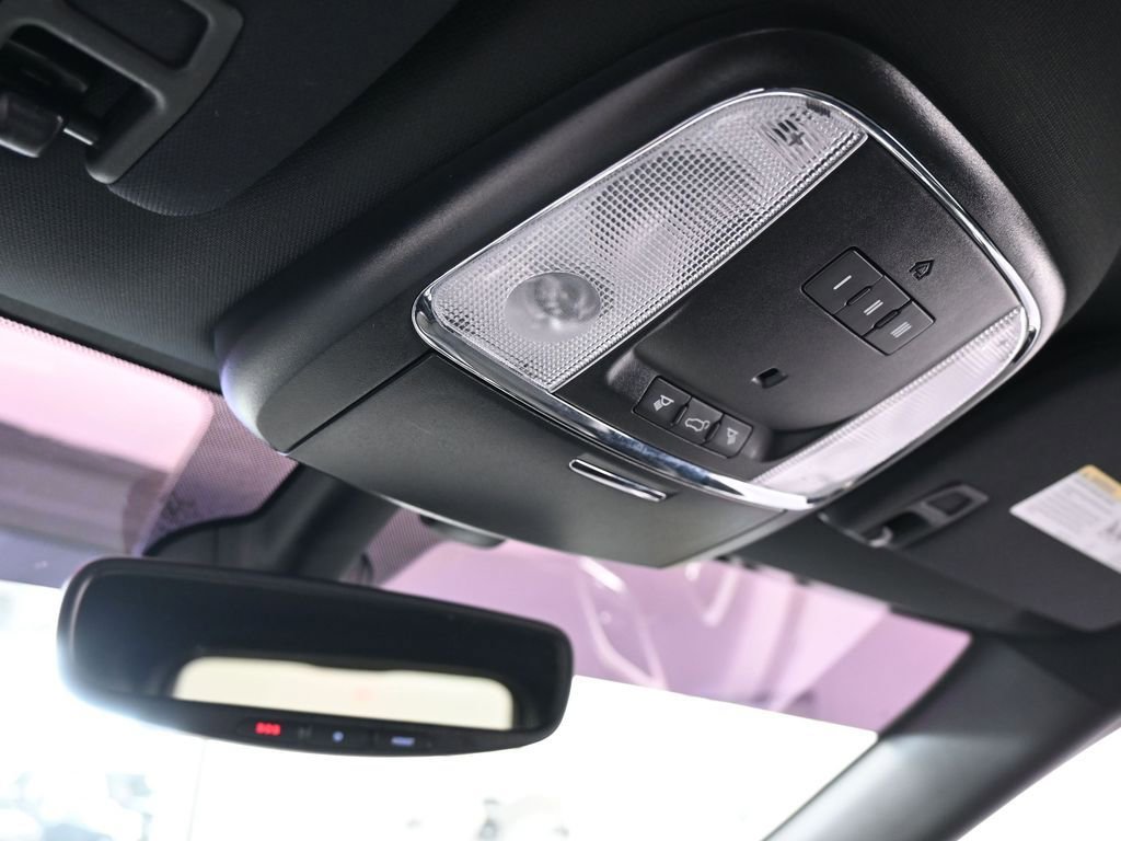 Used 2018 Jeep Grand Cherokee Altitude image 22