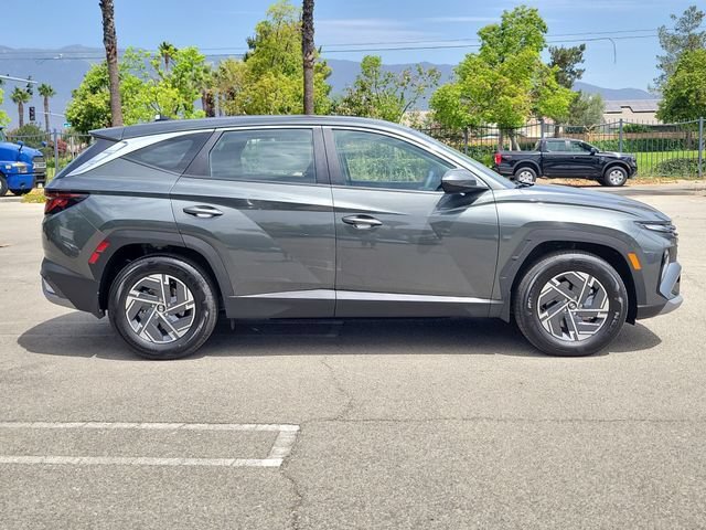 New 2026 Hyundai Tucson Blue SE FWD image 32