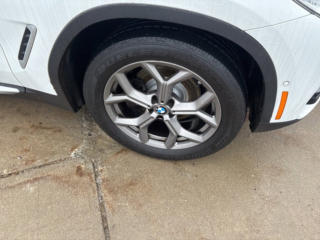 Used 2021 BMW X3 xDrive30i w/ Premium Package image 32