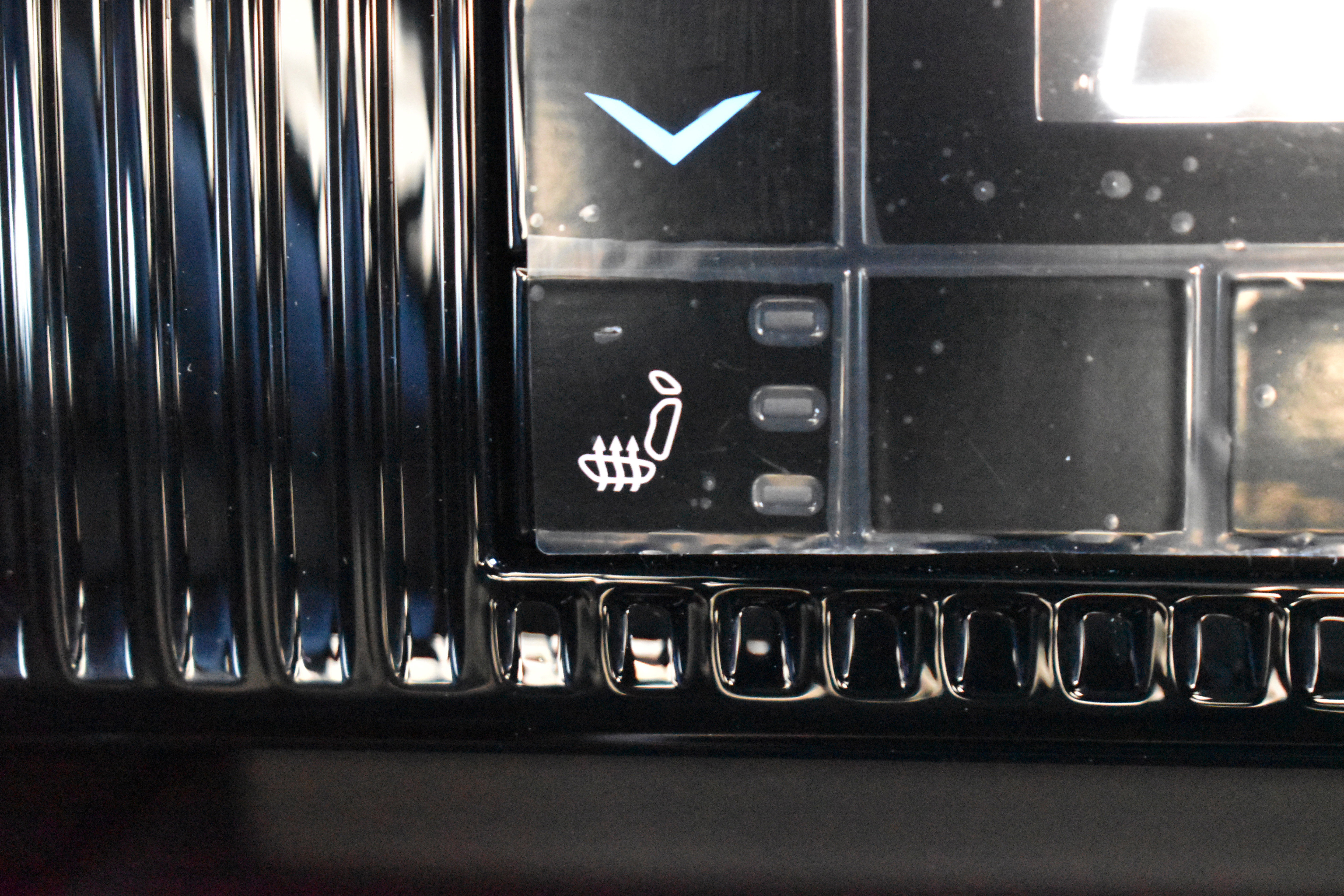 Used 2025 Jeep Wagoneer L Series II w/ Premium Group I image 28