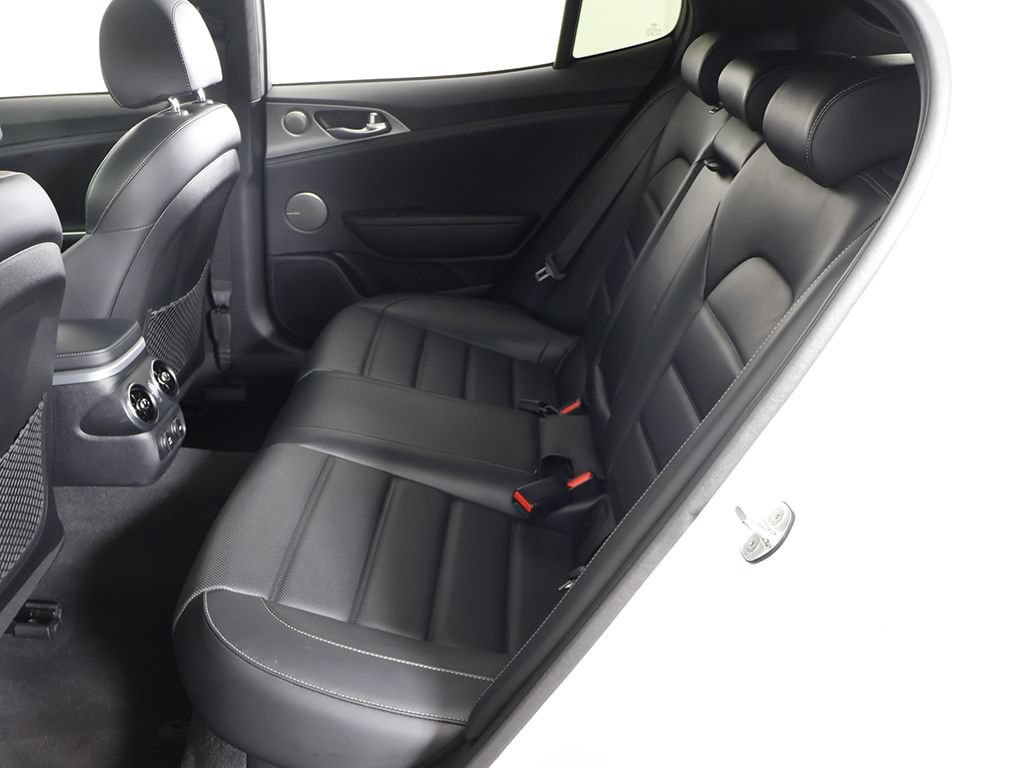 Used 2019 Kia Stinger GT2 AWD/4WD image 42