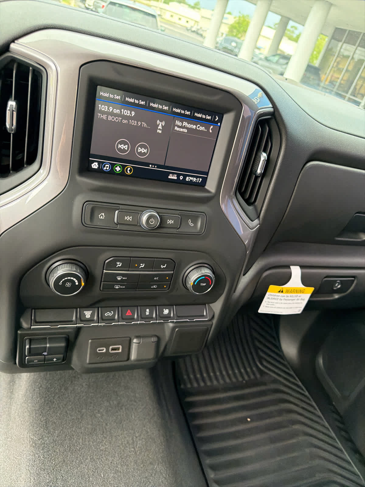 Used 2021 Chevrolet Silverado 2500 Custom w/ Custom Value Package AWD/4WD image 17