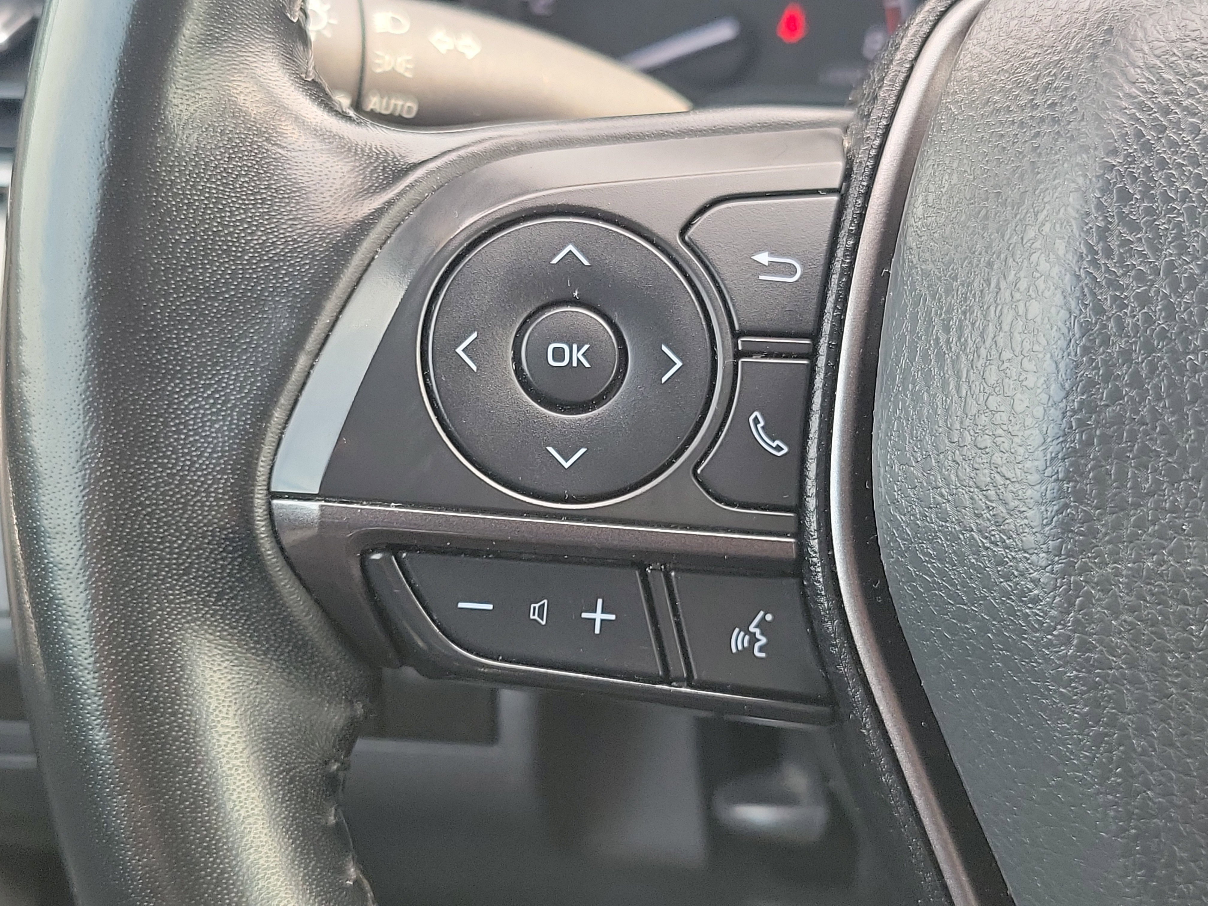 Certified 2024 Toyota Camry SE FWD image 22