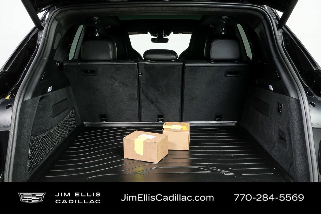 Used 2021 Porsche Cayenne Turbo S w/ Premium Package Plus image 34