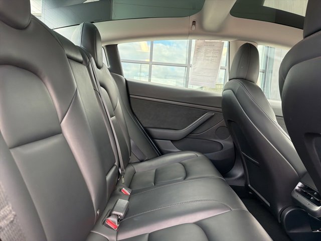 Used 2022 Tesla Model 3 Long Range image 14