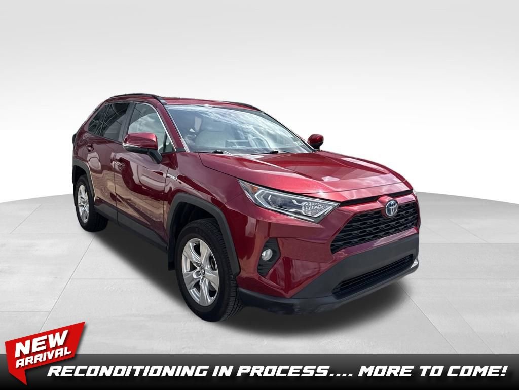 Used 2019 Toyota RAV4 XLE w/ Carpet Mat Package