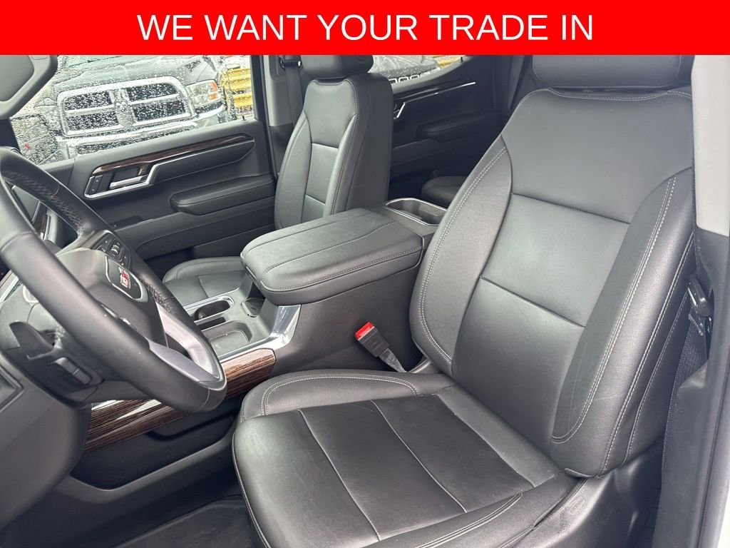 Used 2023 GMC Sierra 1500 Elevation w/ Elevation Premium Package image 3