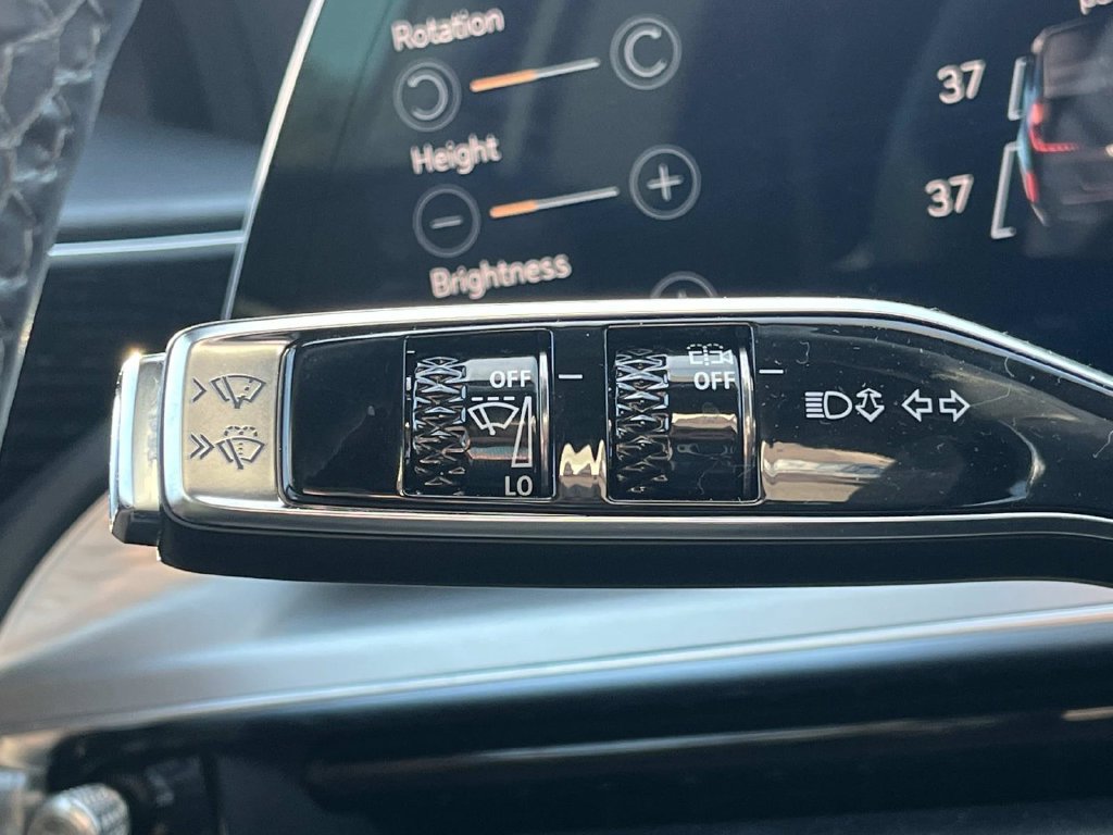Certified 2026 Cadillac Lyriq Signature Luxury w/ Nappa Leather Package AWD/4WD image 44