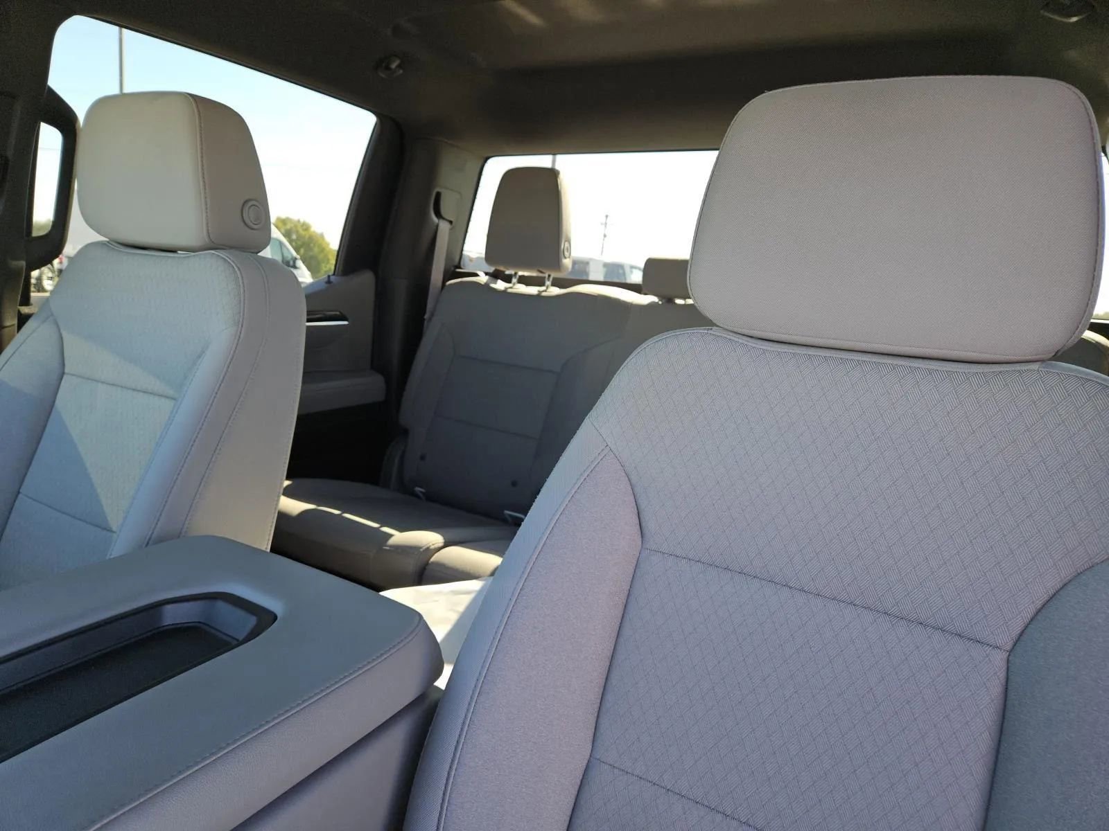 Used 2025 Chevrolet Silverado 1500 LT image 24