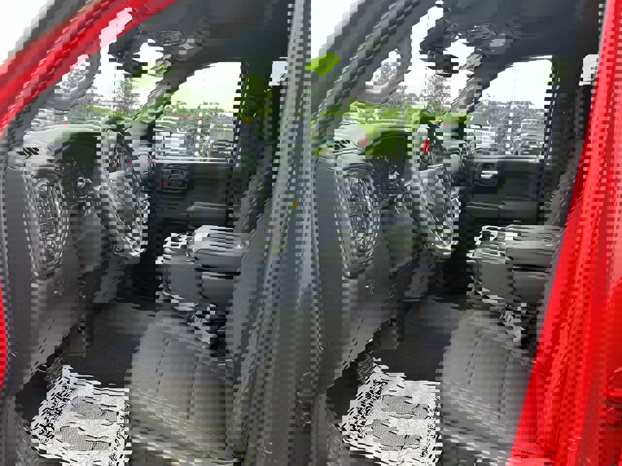 New 2026 Chevrolet Silverado 1500 Custom w/ Rally Edition image 22