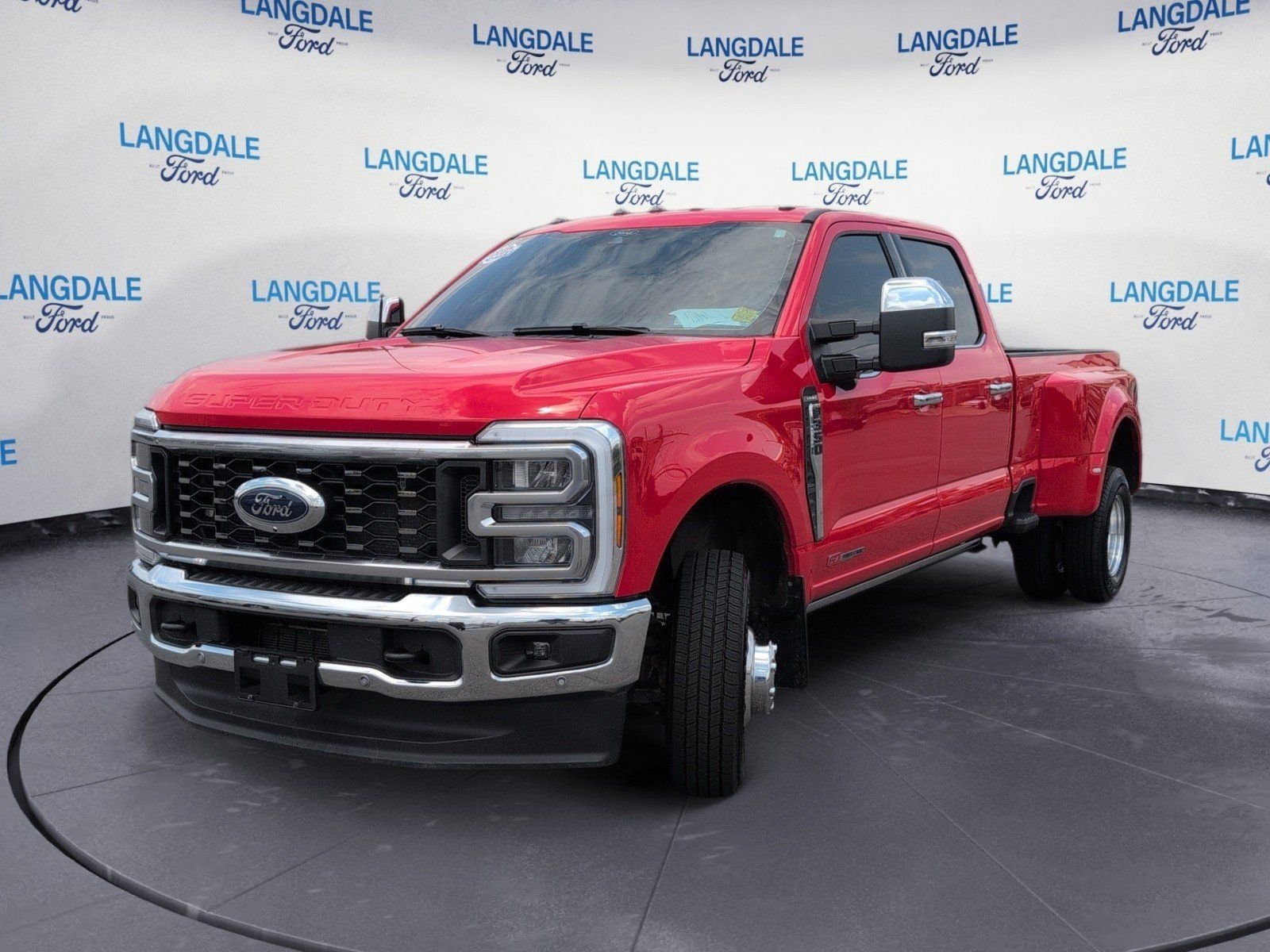 Used 2025 Ford F350 Lariat w/ Lariat Ultimate Package AWD/4WD image 11