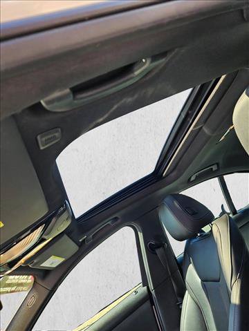 Used 2023 BMW 330i Sedan w/ Premium Package RWD image 15