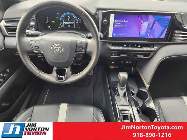 Used 2025 Toyota Camry SE w/ Multimedia Upgrade Package FWD image 27