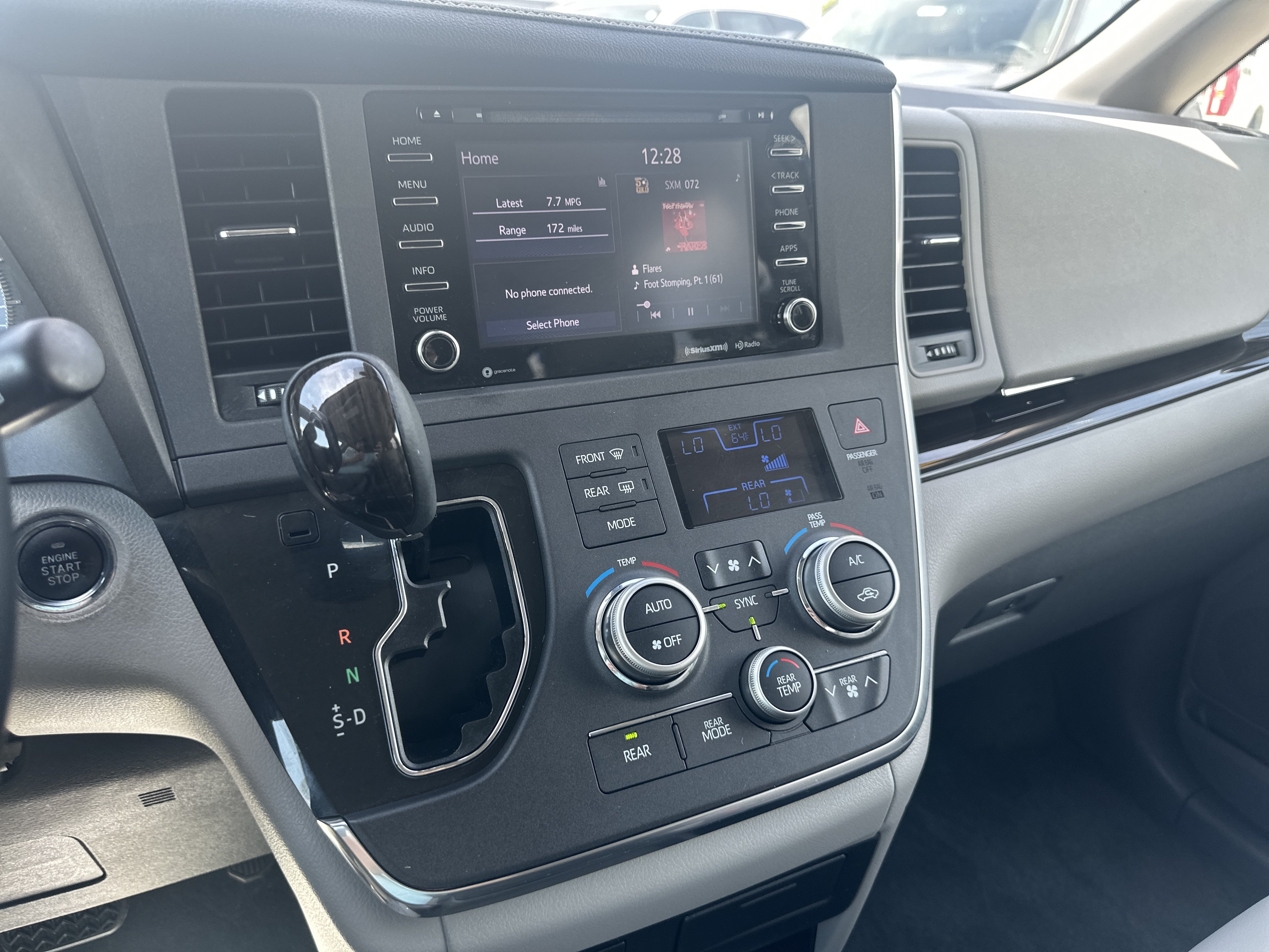 Used 2018 Toyota Sienna XLE w/ Protection Package FWD image 30