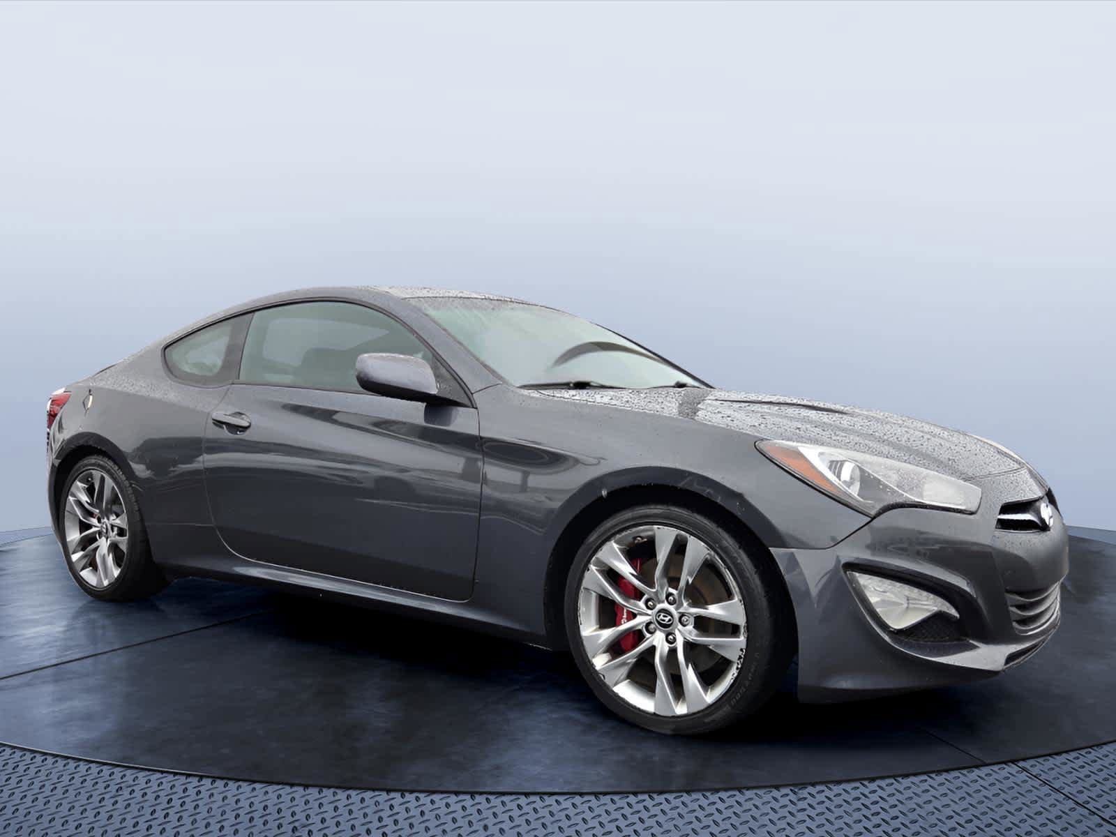Used 2014 Hyundai Genesis 2.0T RWD video 1