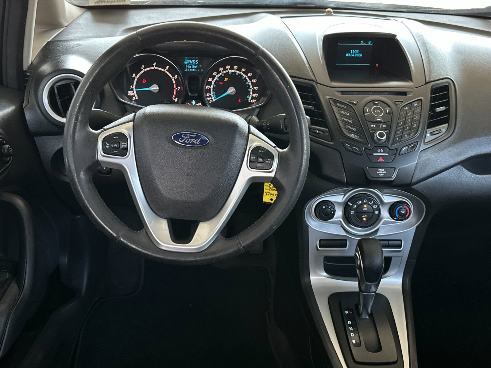 Used 2015 Ford Fiesta SE image 13