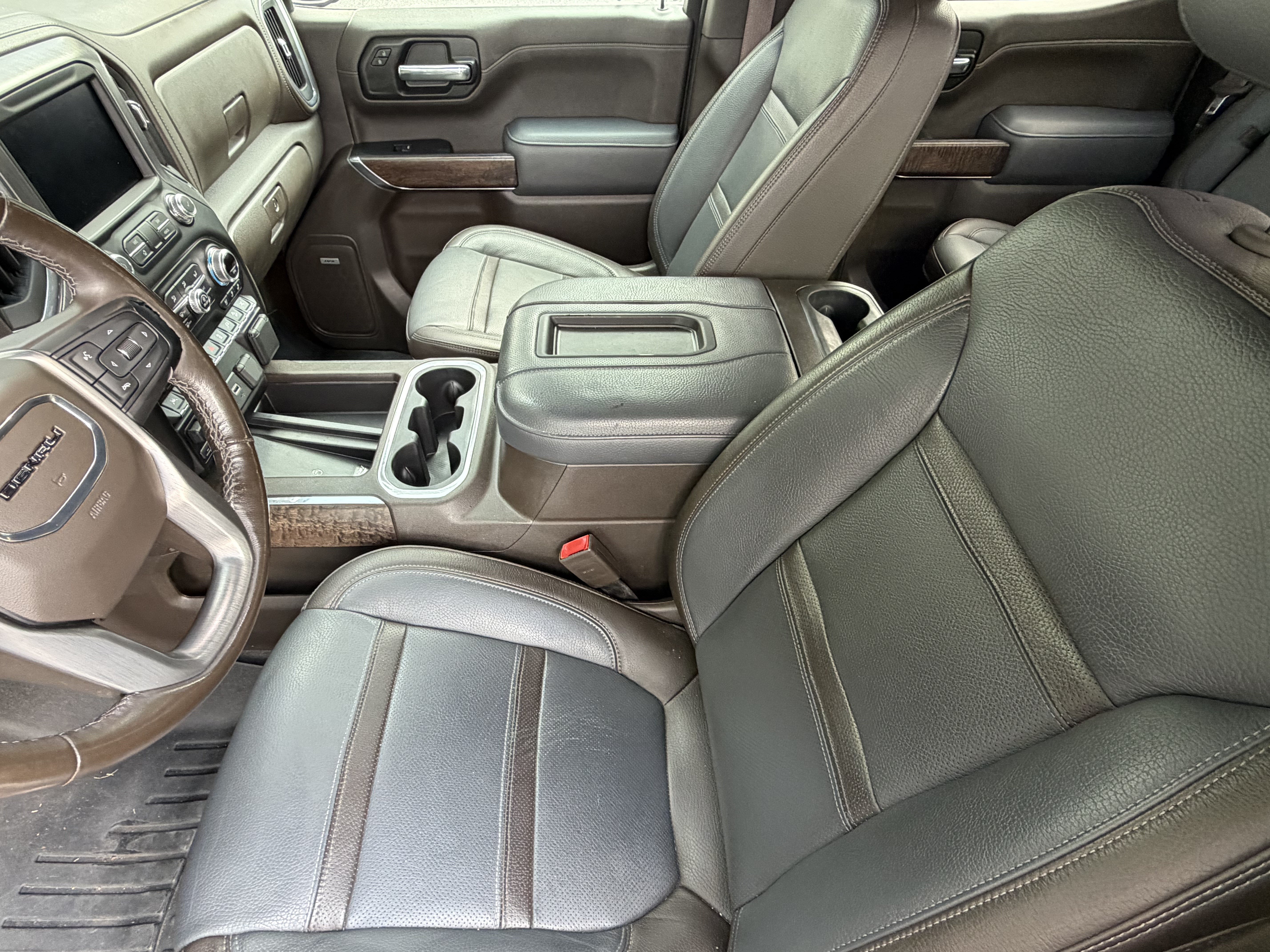 Used 2020 GMC Sierra 1500 Denali w/ Denali Ultimate Package AWD/4WD image 16