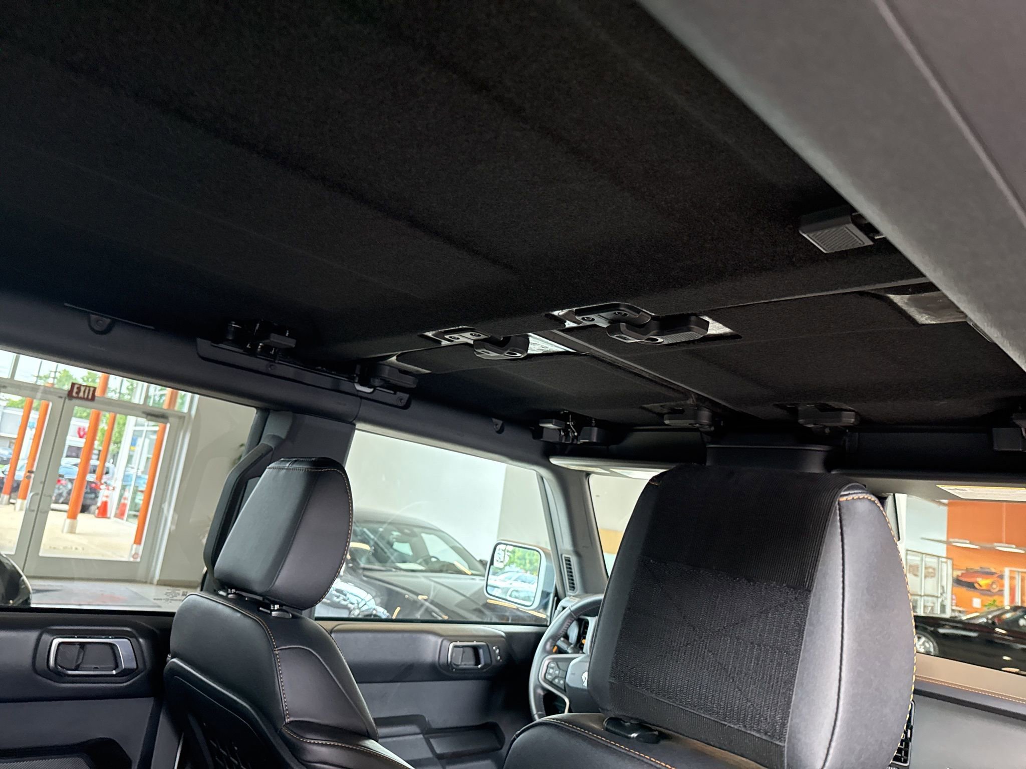 Used 2024 Ford Bronco Badlands image 19