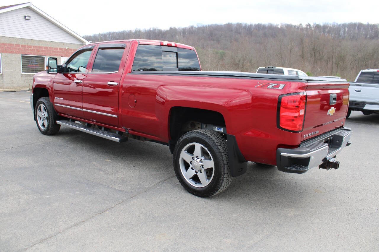 Used 2019 Chevrolet Silverado 2500 LTZ w/ Duramax Plus Package image 3