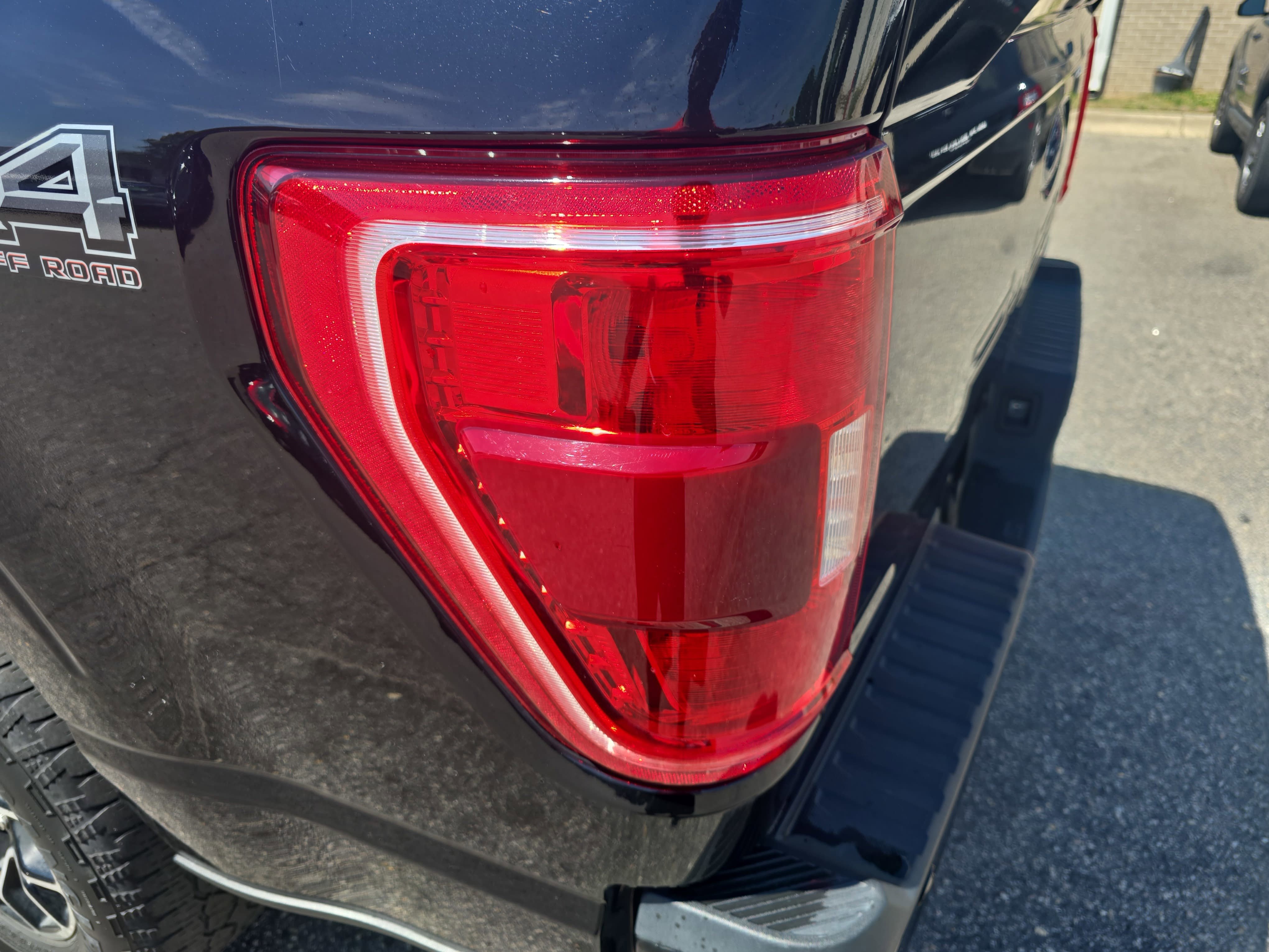 Used 2022 Ford F150 XLT w/ Equipment Group 302A High AWD/4WD image 34