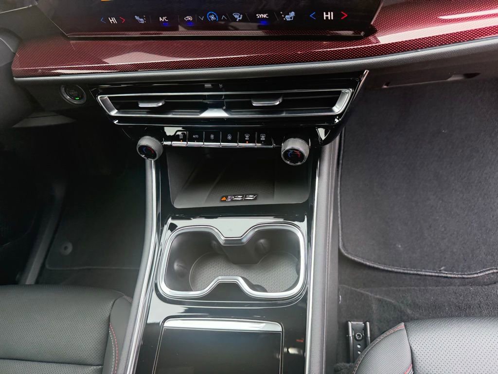 New 2026 Chevrolet Traverse Z71 w/ Enhanced Driving Package image 45