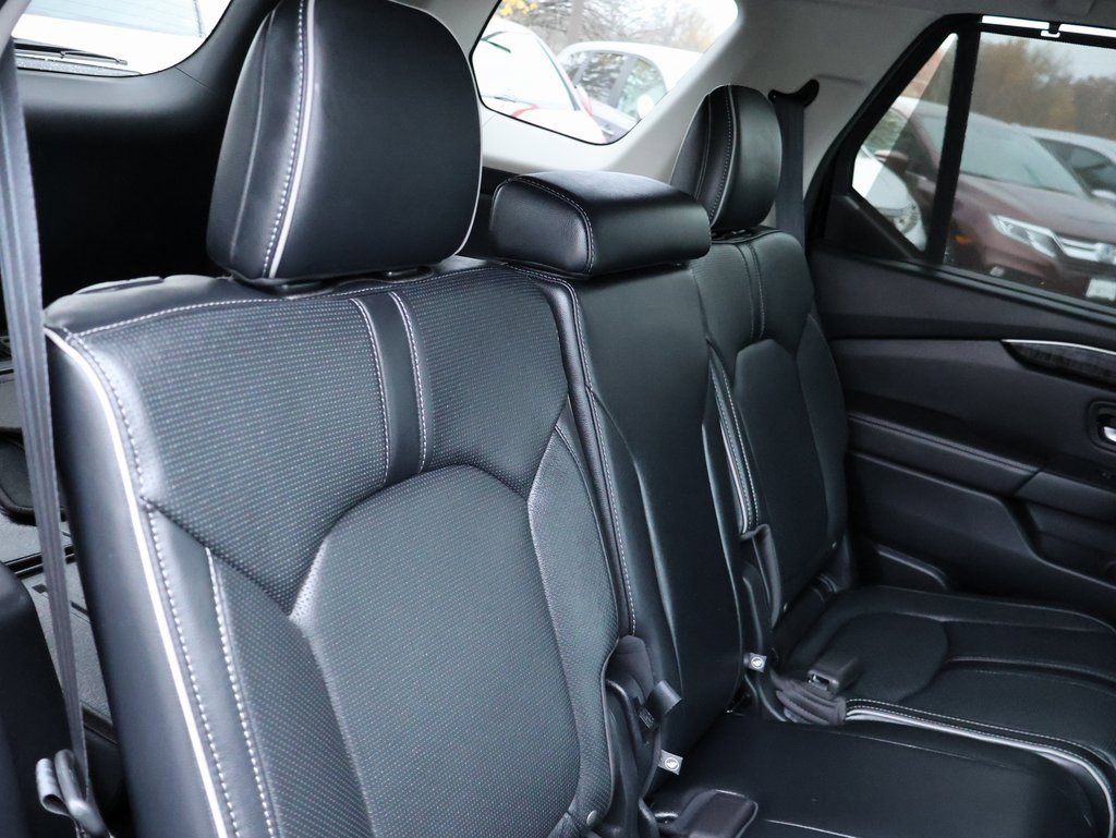 Certified 2023 Honda Pilot Black Edition image 12