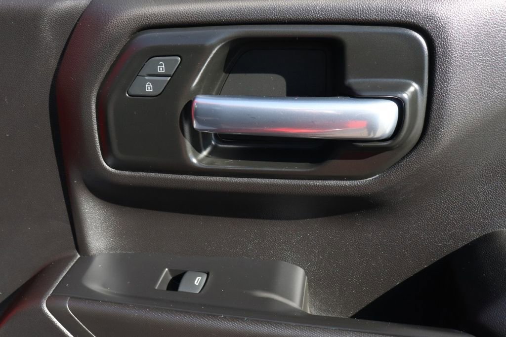 Used 2021 Chevrolet Silverado 1500 Custom image 41