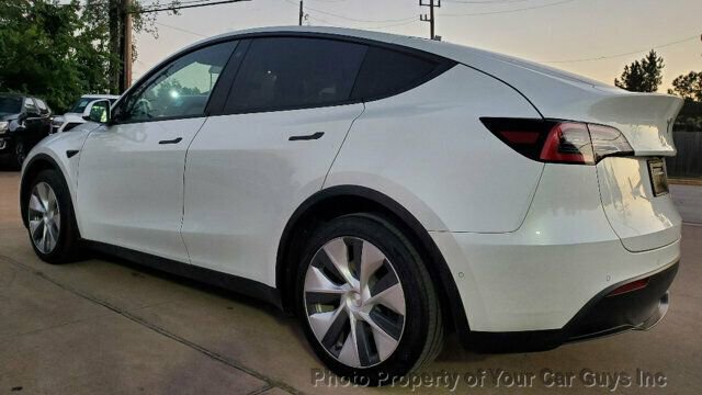 Used 2021 Tesla Model Y Long Range image 21