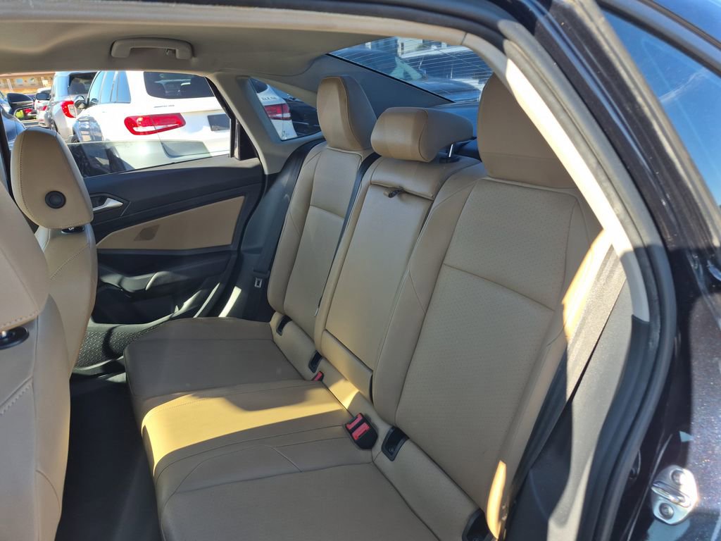 Used 2019 Volkswagen Jetta SEL image 21