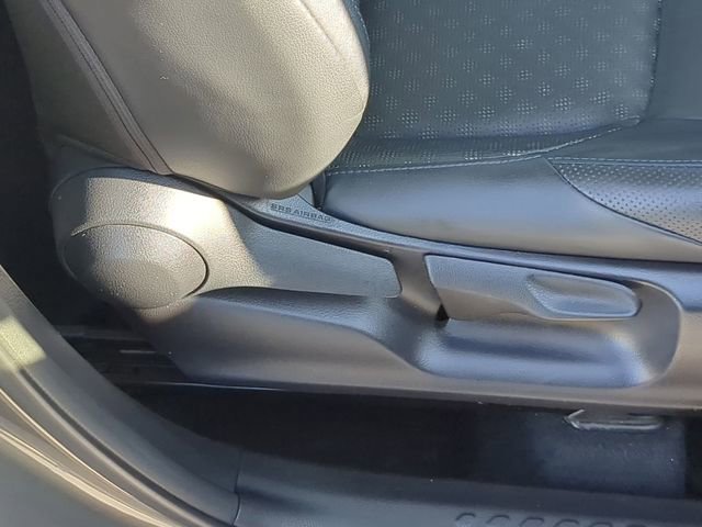 Used 2021 Toyota C-HR XLE image 44