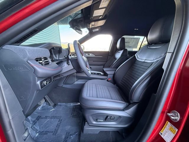 New 2026 Ford Explorer ST-Line w/ ST-Line Street Pack AWD/4WD image 7