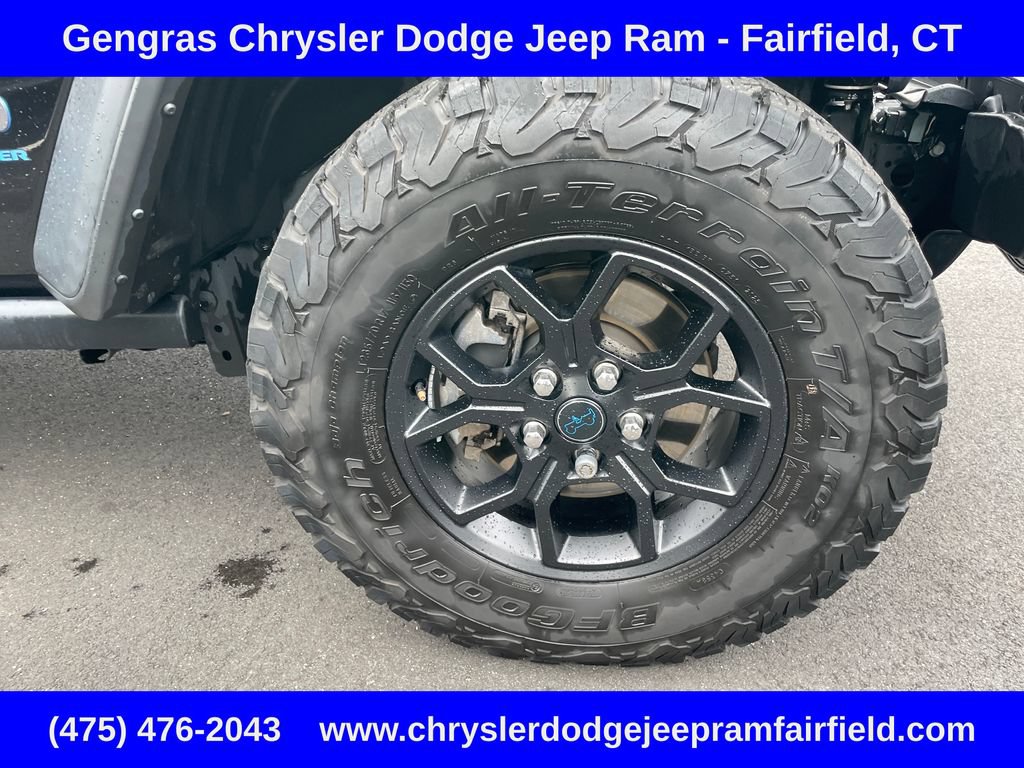 Used 2024 Jeep Wrangler Unlimited AWD/4WD image 9