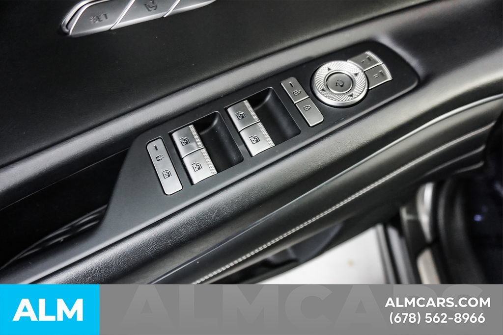 Used 2025 Genesis GV80 2.5T Standard AWD/4WD image 47