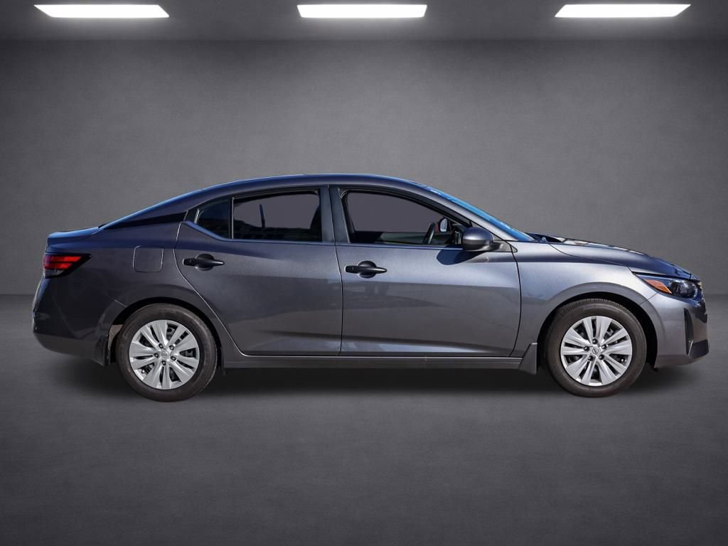 Used 2025 Nissan Sentra S image 3
