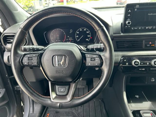 Used 2025 Honda Pilot TrailSport image 21