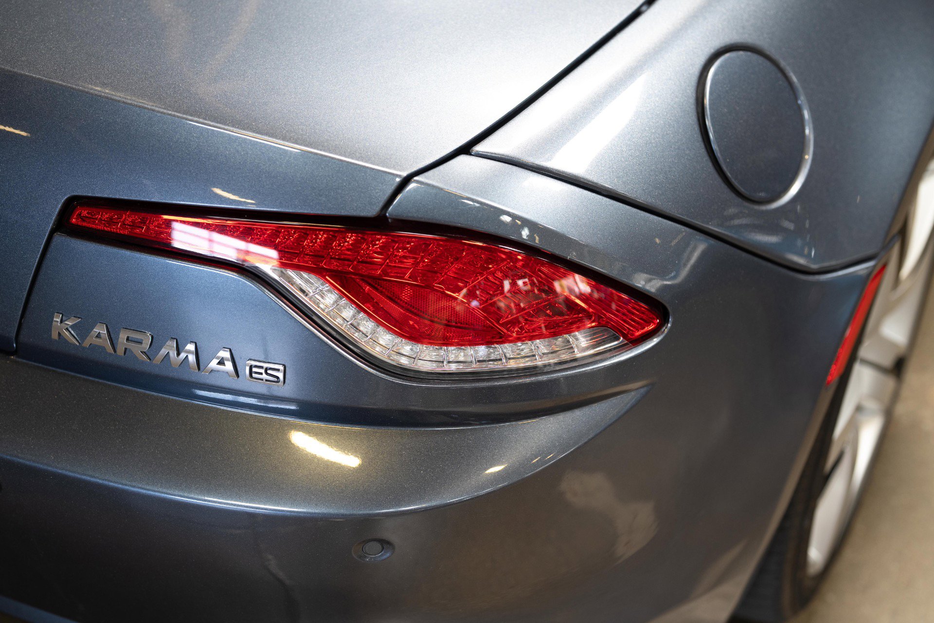 Used 2012 Fisker Karma EcoSport RWD image 45