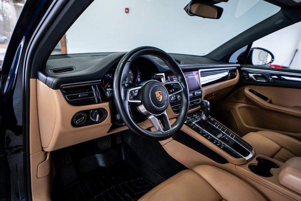 Used 2021 Porsche Macan S image 34