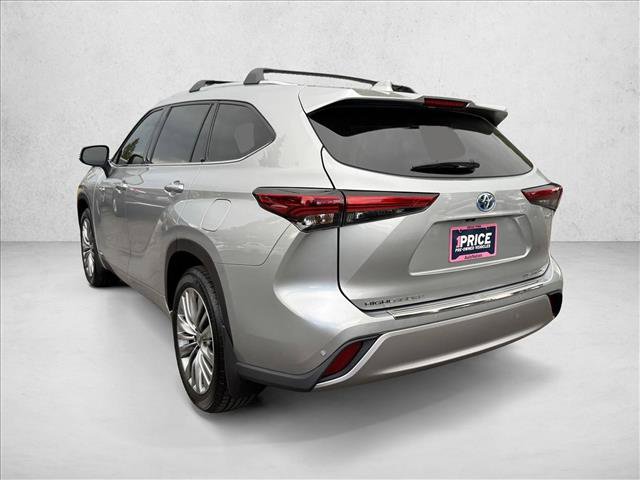 Certified 2020 Toyota Highlander Platinum AWD/4WD image 5