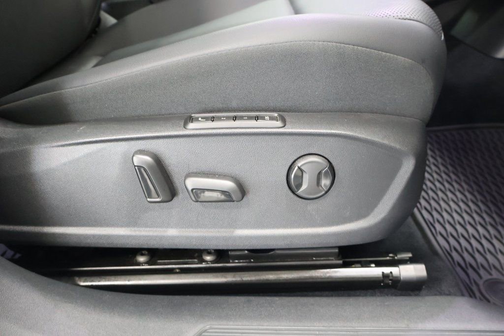 Used 2021 Volkswagen ID.4 Pro S image 22