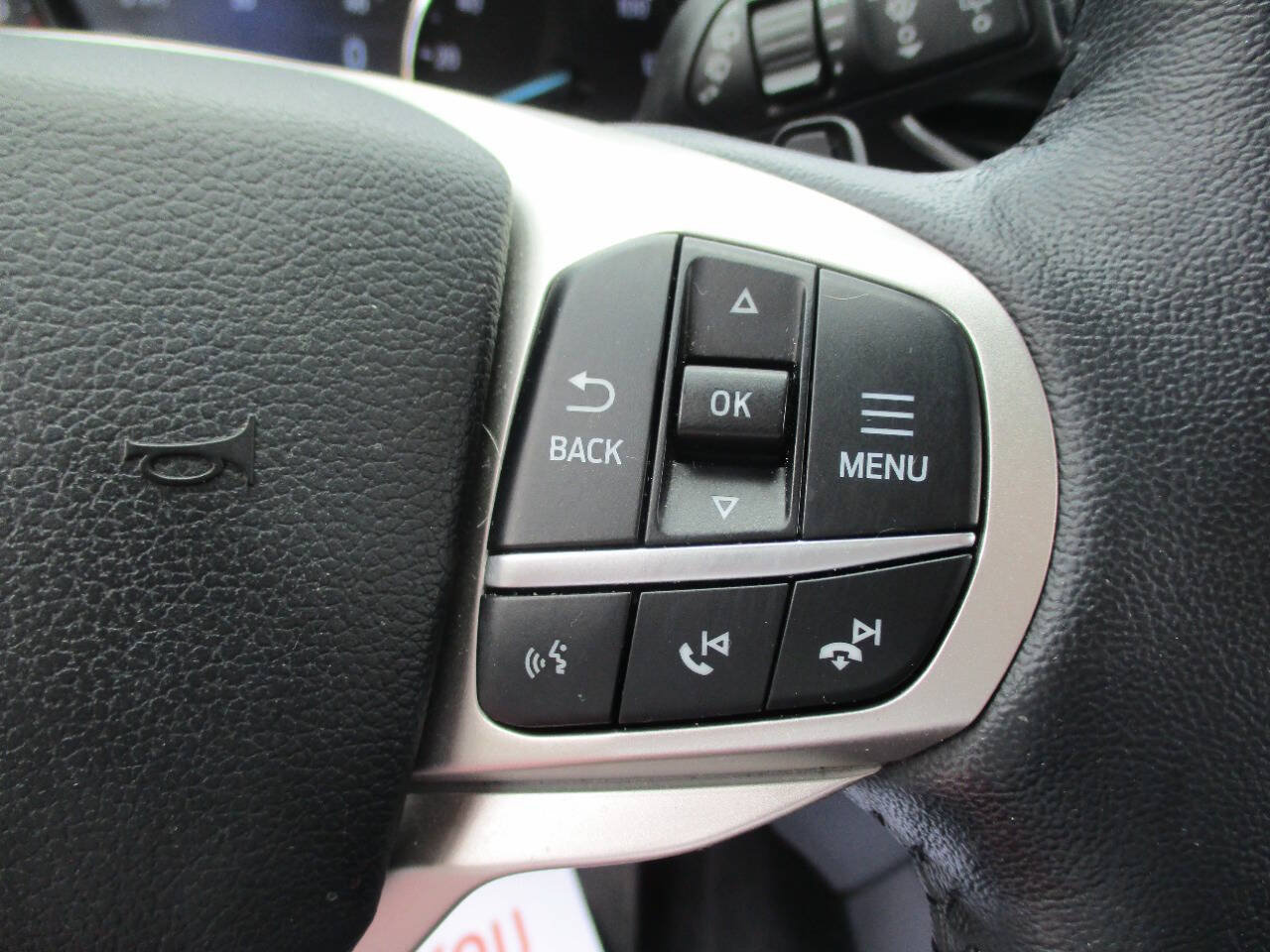 Used 2021 Ford Explorer Limited w/ Equipment Group 301A RWD image 13