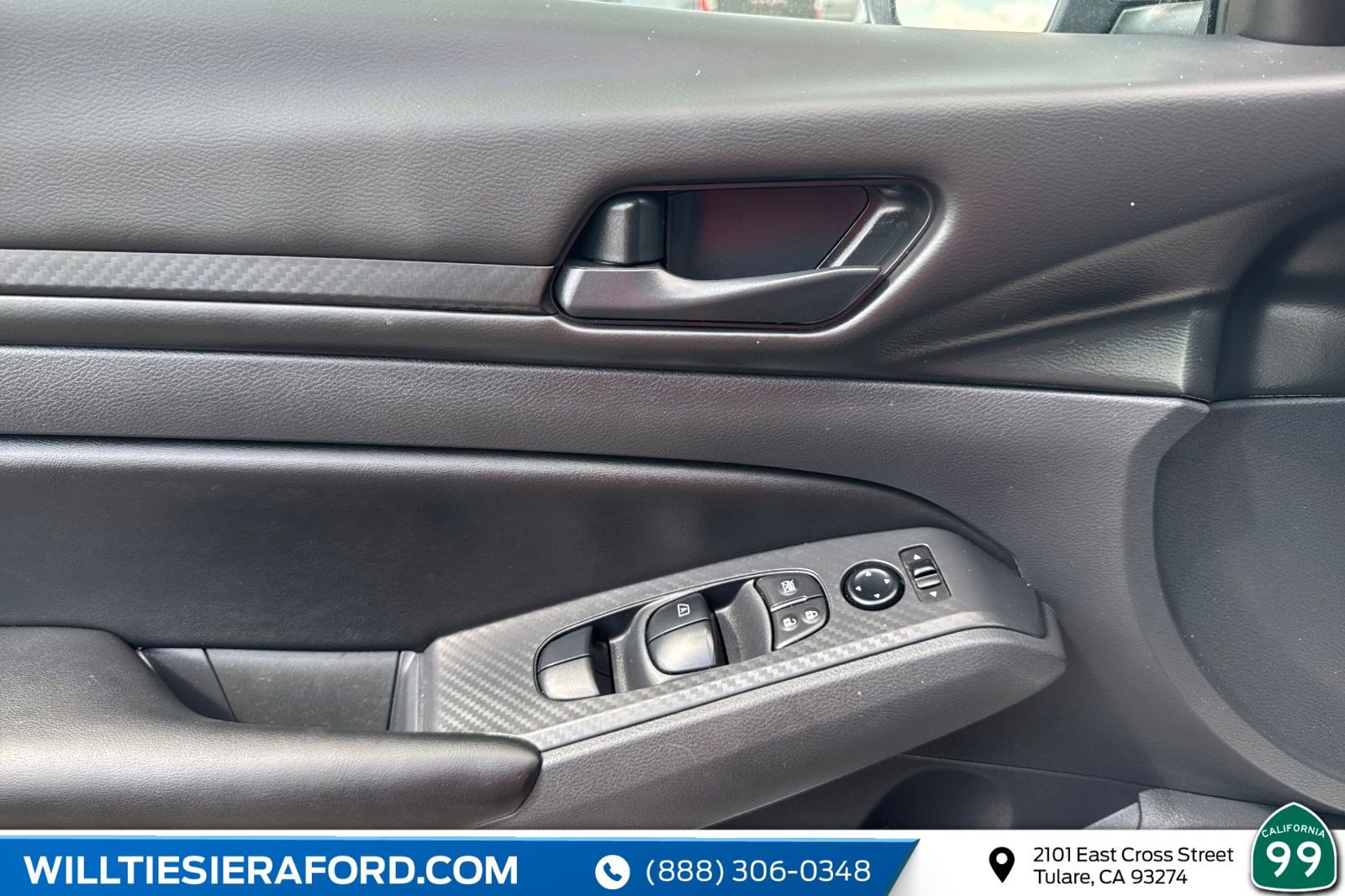 Used 2025 Nissan Altima 2.5 S FWD image 13