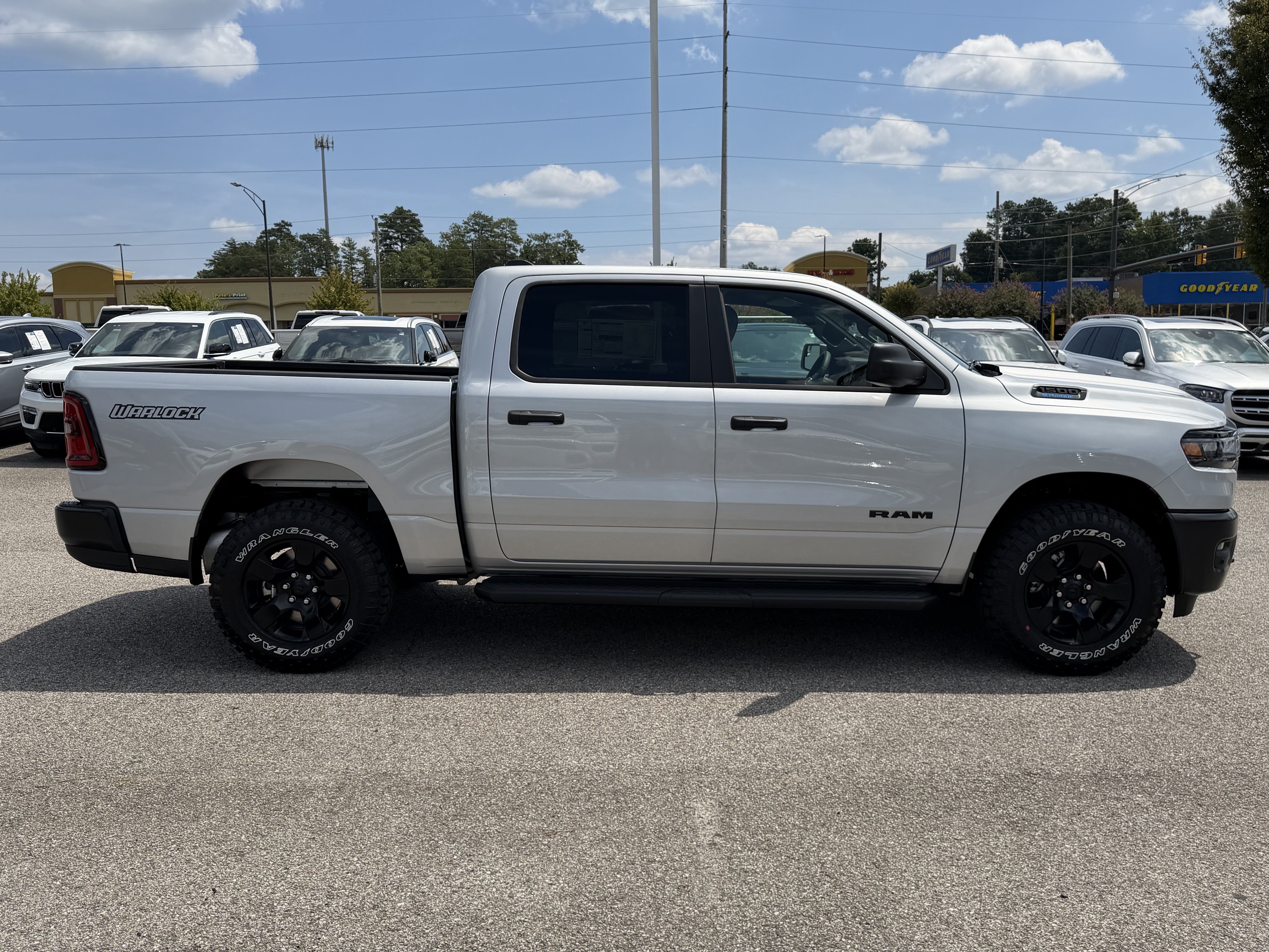 New 2026 RAM 1500 Warlock AWD/4WD image 11
