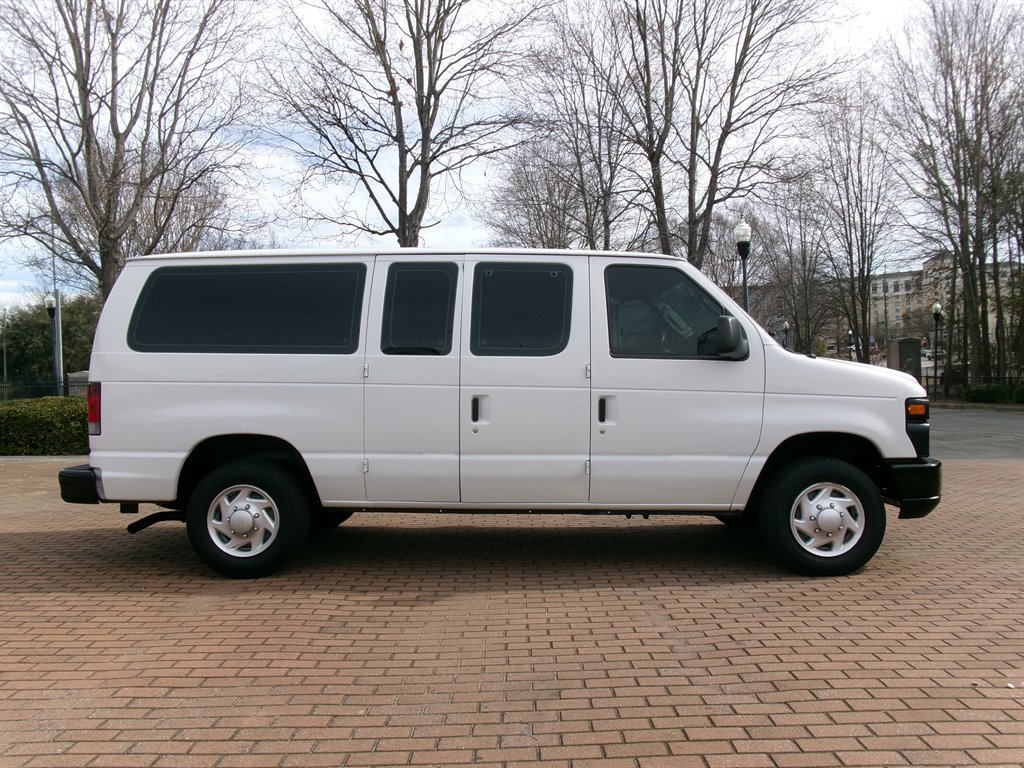 Used 2011 Ford E-150 and Econoline 150 w/ PWR Group RWD image 4
