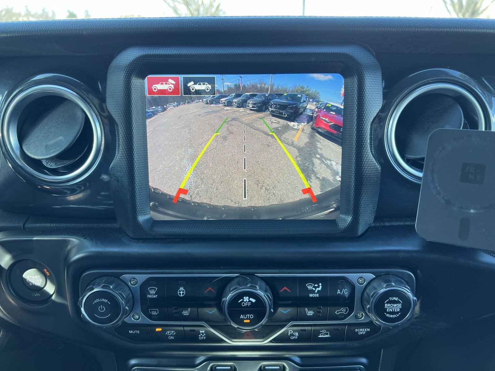 Used 2023 Jeep Wrangler Unlimited Rubicon 392 w/ Xtreme Recon 35" Tire Package AWD/4WD image 18