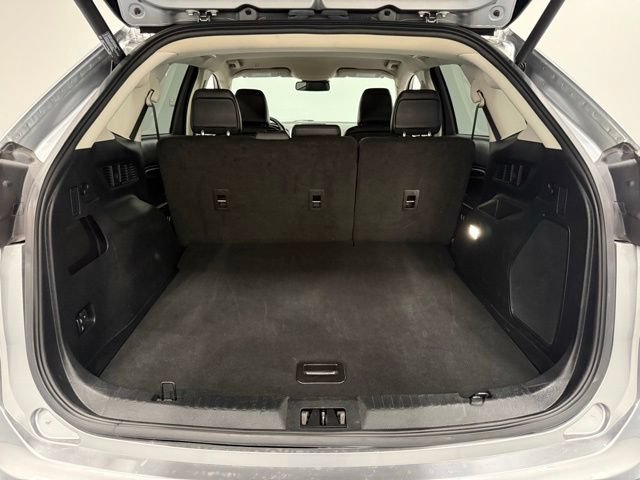 Used 2022 Ford Edge Titanium w/ Equipment Group 301A AWD/4WD image 35