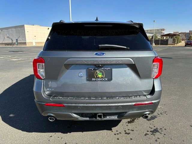 Used 2022 Ford Explorer XLT w/ Equipment Group 202A image 5