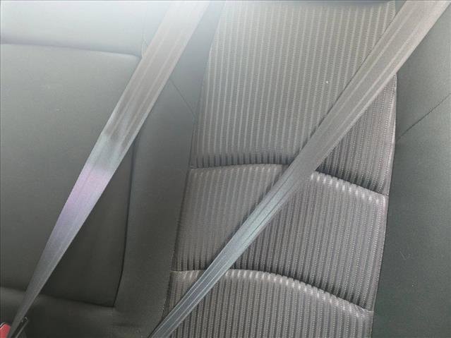 Used 2015 MAZDA MAZDA3 i Touring image 9