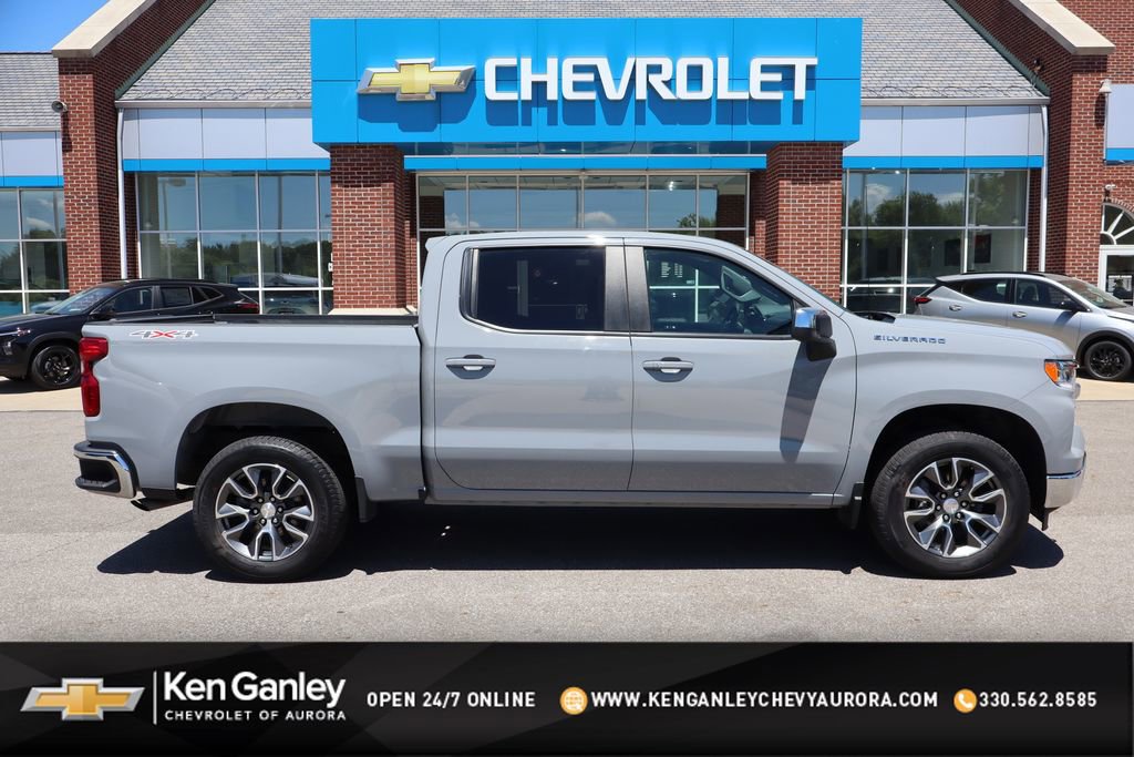 Used 2024 Chevrolet Silverado 1500 LT AWD/4WD image 1