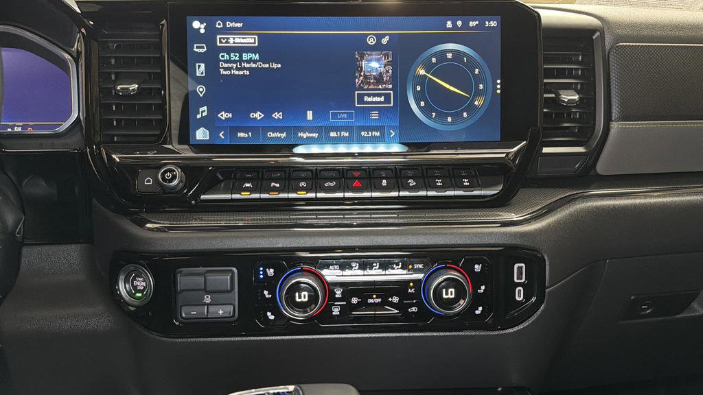 Used 2023 Chevrolet Silverado 1500 ZR2 image 15